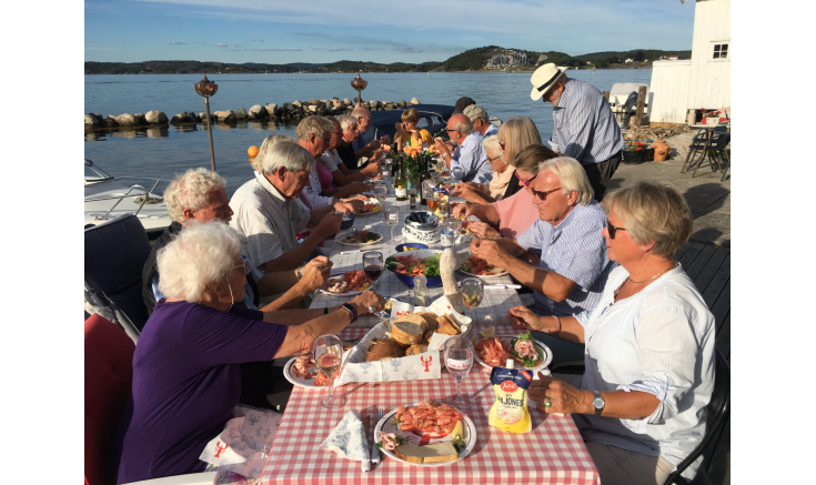 Rekeaften i nydelig sensommersol